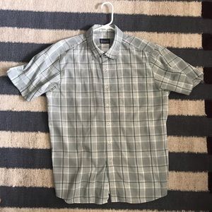Patagonia button short sleeve